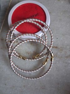 Set of 4 Metallic Bangles