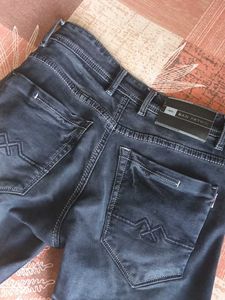 Men's Dark Wash Jeans