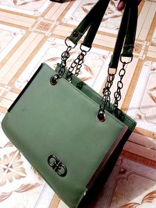 Stylish Green Handbag