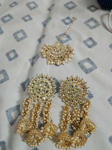 Exquisite Pearl & Kundan Jhumka Set