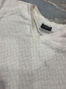 white classic Tshirt
