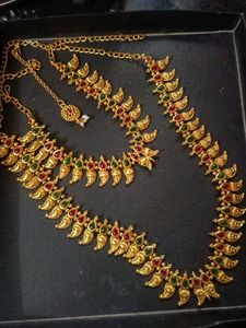 Elegant Gold-Toned Necklace Combo Set