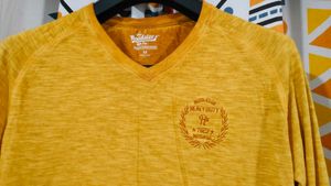 Roadster Mustard V-Neck Tee