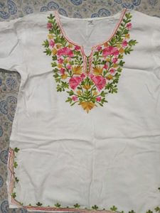 White Kurta with Floral Embroidery