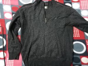 Sweatshirt For Women In M Size
