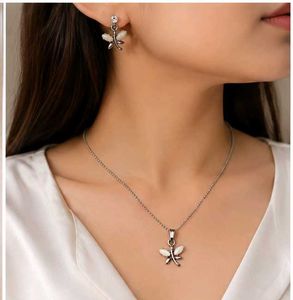 Dragonfly Necklace &amp; Earrings Set
