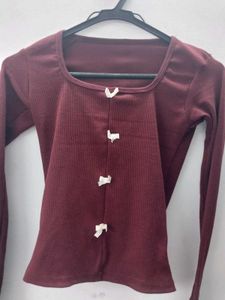 Chic Red Lace-Up Long Sleeve Top