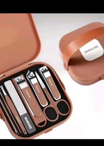 Manicure & Pedicure Kit