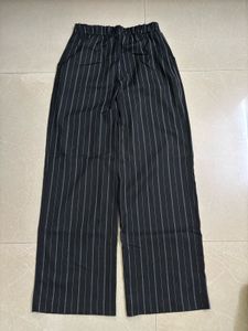 H&amp;M Black Striped Trousers