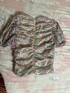 Mango Floral Puff Sleeve Top