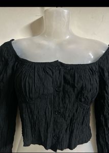 Chic Black Off-Shoulder Cropped Top