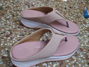 Women leg pain stylish slipper size 38
