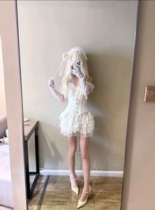 Savana White Lace-up Victorian Corset