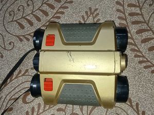 Compact Binoculars