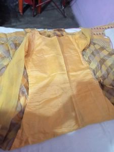 Elegant Yellow Gaown with Koti wit