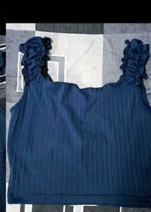 Chic Navy Ruched Crop Top