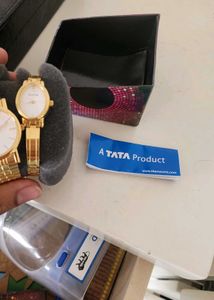 Elegant Gold Watch Set