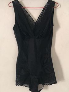 Body shaper / Stretchable