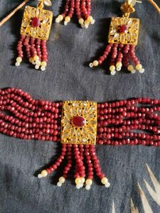Elegant Gold Tone Maang Tikka &amp; Earring Set