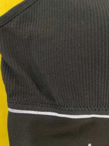 135 - waistline grip blouse cut