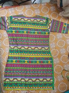 Beautiful Rayon kurti...front is green and back i