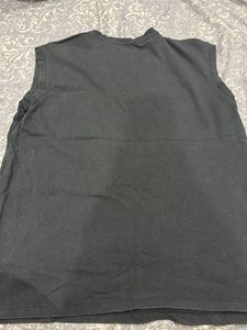 Iconic Sleeveless T-Shirt
