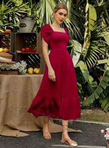Chic Red Square Neck Puff Sleeve Midi Dress