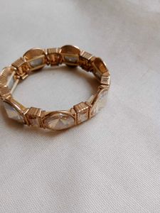 Elegant Crystal Beaded Bracelet
