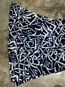 Stylish Navy &amp; White Abstract Print Dress