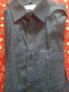 NEW WITHOUT TAG -Men's Stylish Textured Shirt