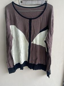Stylish Geometric Pattern Sweater
