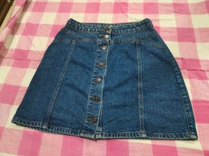 denim skirt