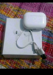 Wireless Earbuds with Active Noise Cancellation