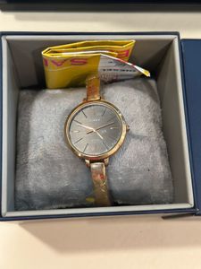 Timex Fashion Women's Black Dial Round Case Watch