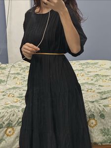 Elegant Black Striped Maxi Dress