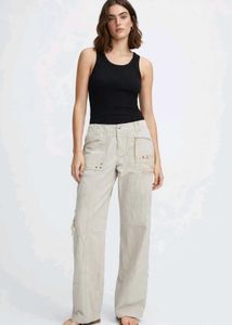 Low rise Women's Cargo Pants