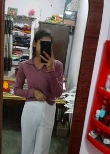 perfect white trouser for casual..
