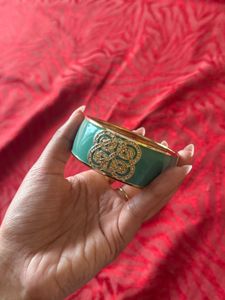 Elegant Teal & Gold Bracelet