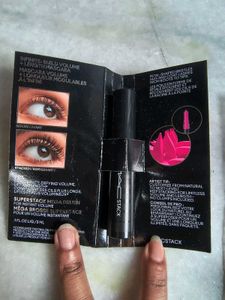 M-A-CStack Mascara + MAC Makeup Brush