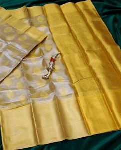 Elegant Gold Kanjivaram Saree