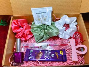 Cute Hair Accessories &amp; Jewellery Box