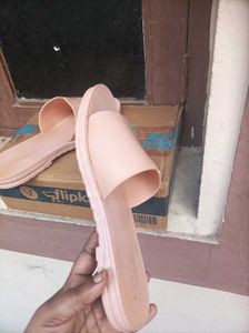 Pink flat For Indoor