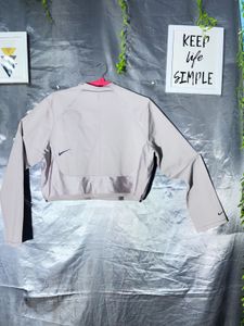 Nike Athletic crop top gym wear