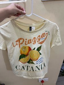 Cream "La Piazza Italia Catania" Graphic Tee