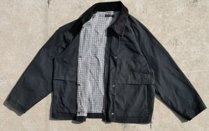 Uniqlo black windbreaker jacket.