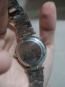 Elegant Women's Quartz Watch