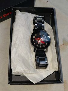 Stylish Black Metal Watch,, cell need only