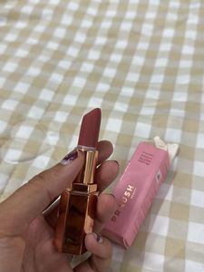 Praush Plush Matte Lipstick