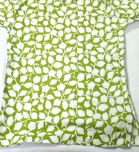Short Green Floral Embroidered Kurta