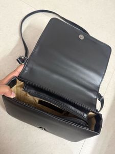 Artistic Portrait Crossbody Bag